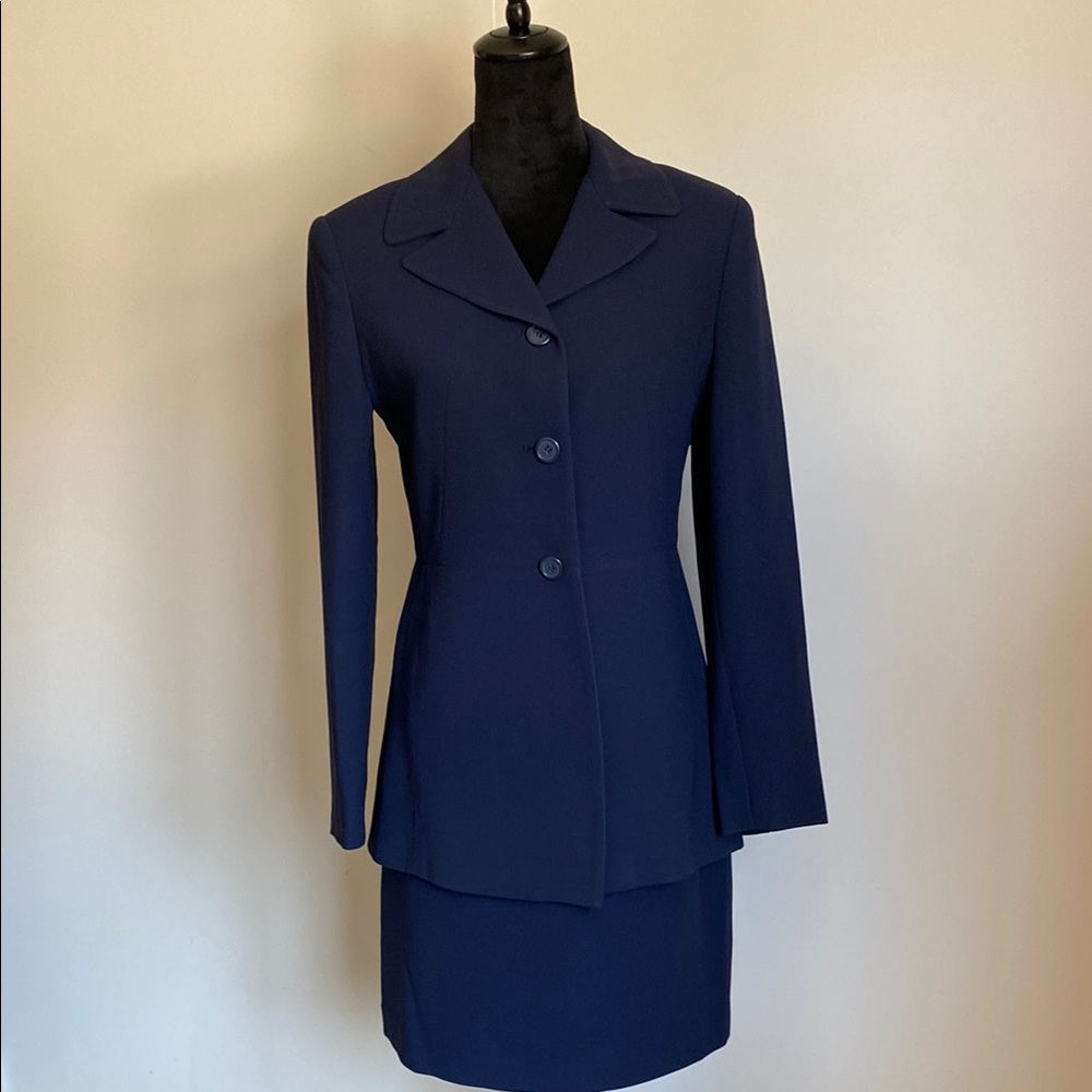 Elegant Lena Gabrielle Navy Women's Skirt Suit